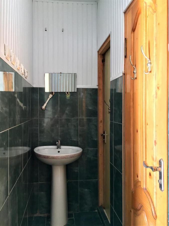 Гостевой дом Yellow House Кобулети-46